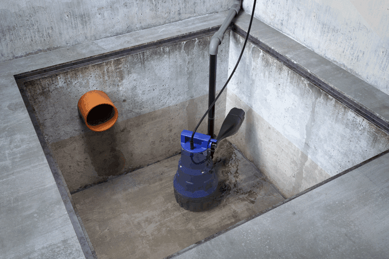 Zehnder Tauchpumpe Vectis 800 mit 10 m Anschlusskabel und Schwimmerschalter im Pumpensumpf