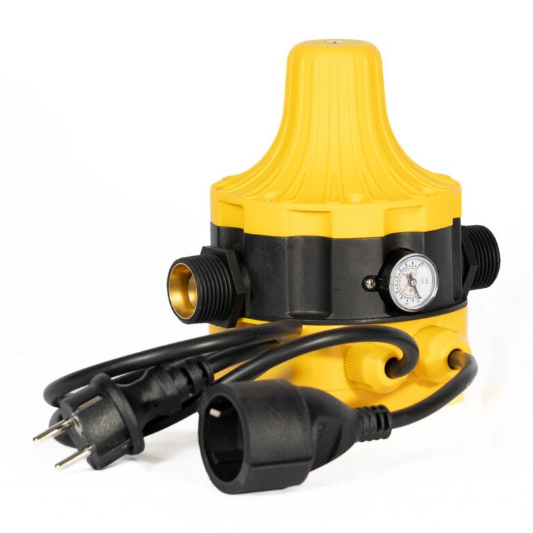 ZTREAM Pumpensteuerung mit Manometer, Netzkabel und Kupplung